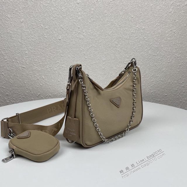 prada女包 普拉達2020新款nylon Hobo手拎包 時尚百搭 prada腋下包 1BH204 Prada單肩斜挎包  pyd2392